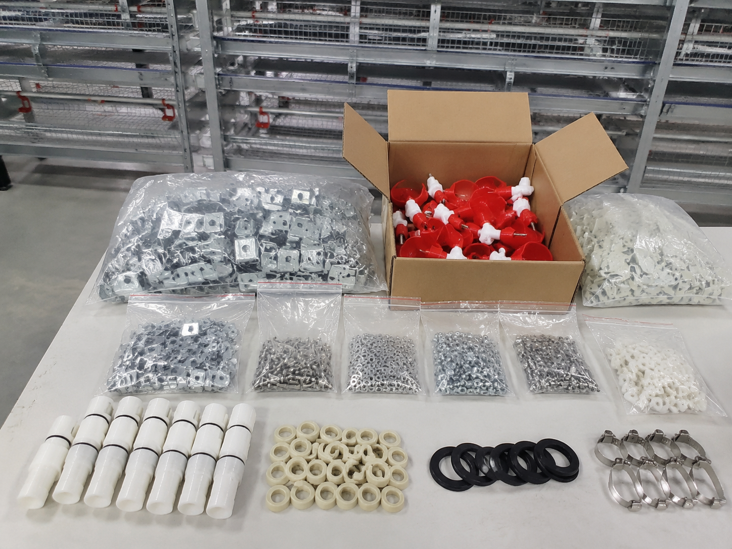 spare-parts-package-clips-screws-drinkers-wear-parts